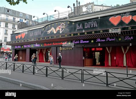 Best Strip Clubs In Paris With The Hottest Girls